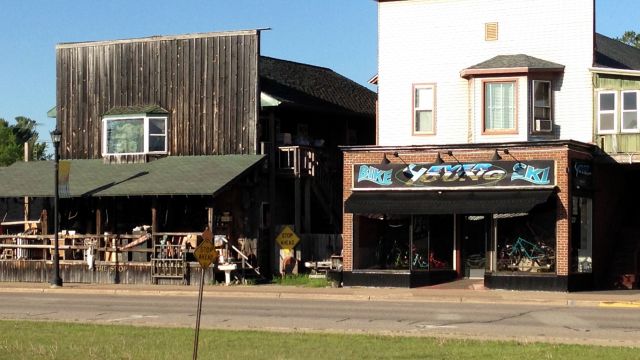 Ski and Bike shop in Eagle River.