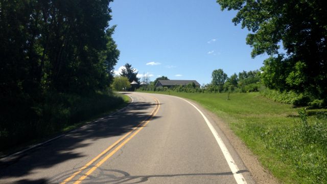 road going around curve