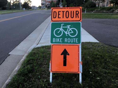 bike route sign