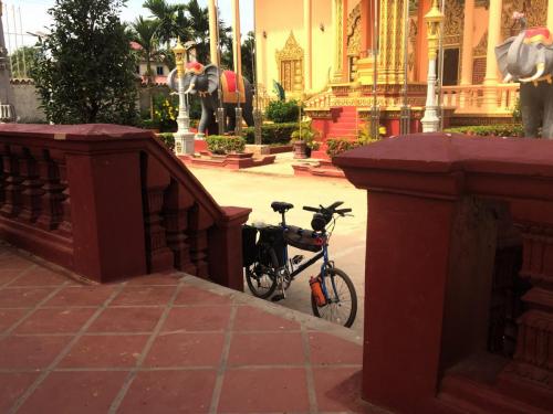 photo of bicycle at a temple