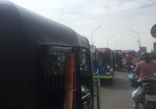 Tuk Tuks in Traffic