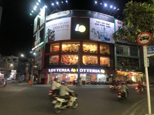 Lotteria Restaurant in Long Xuyen.